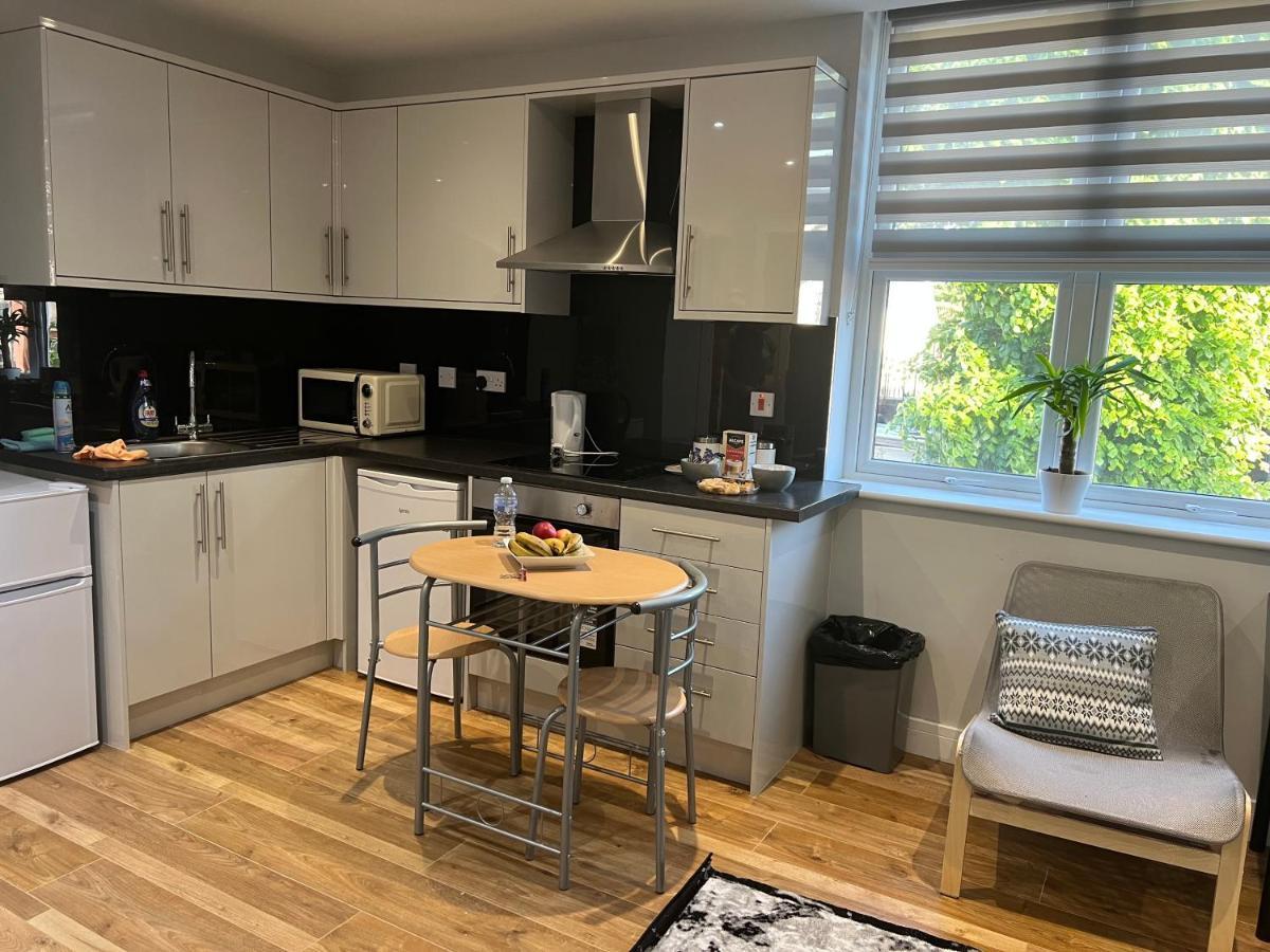Apartment Mj Serviced Apartment: Luxurious West London Living Near Tube *